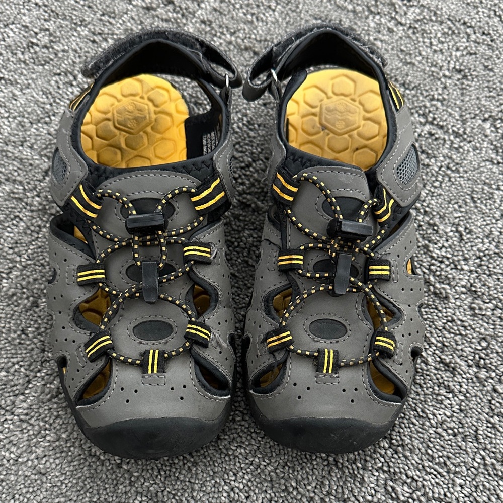 Khombu Kids Sandals - Gray and Yellow
